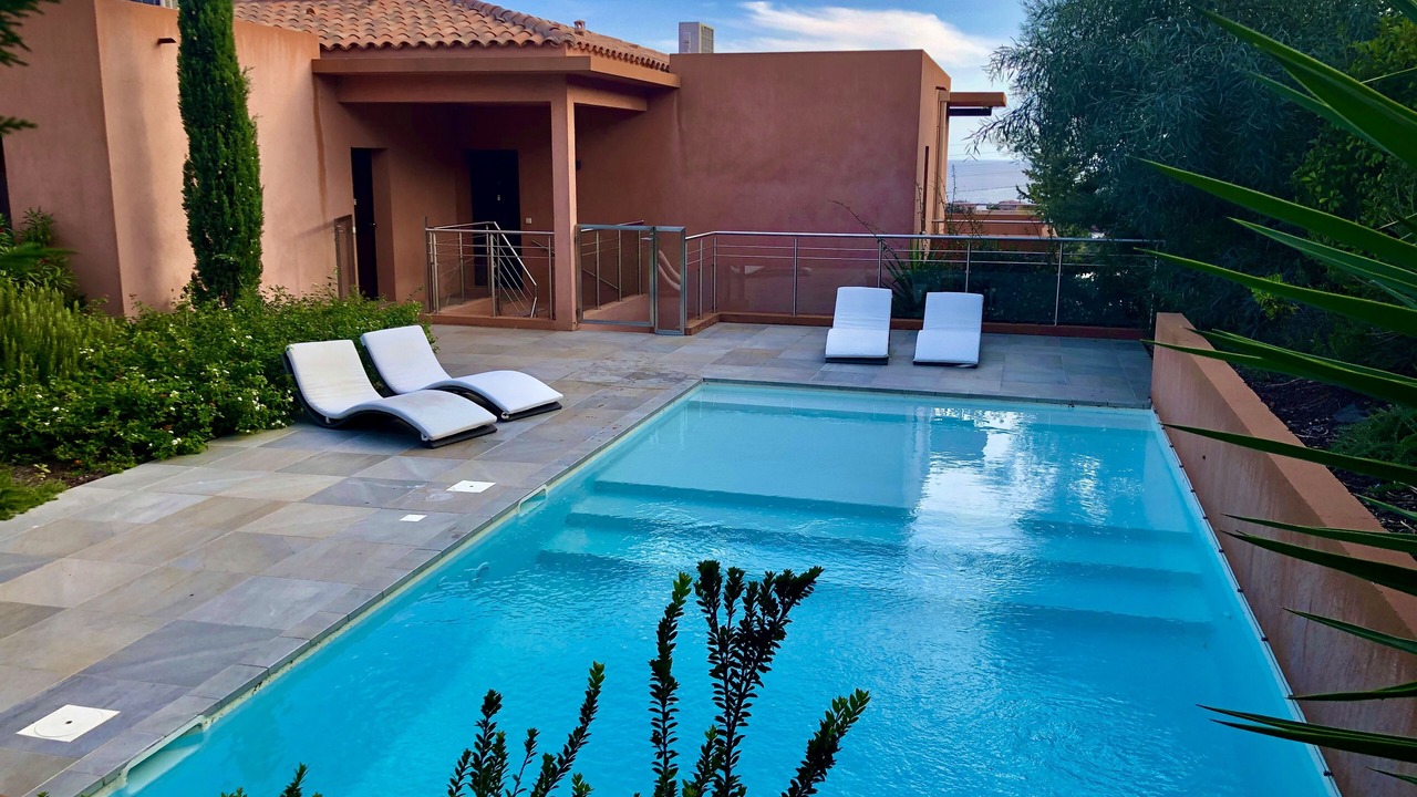Photo of Outdoor in Espero-Pax