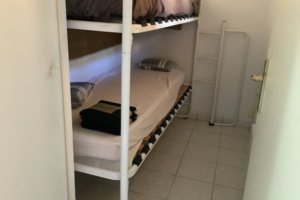 Photo of Bedroom in Espero-Pax