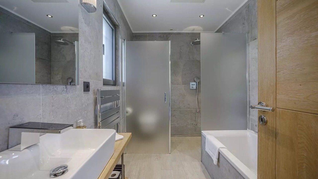 Photo of Bathroom in Chateauneuf-Grasse