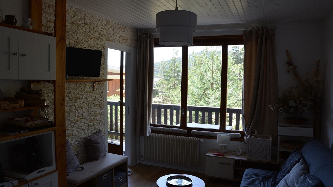 Photo of Livingroom in Greolieres les Neiges
