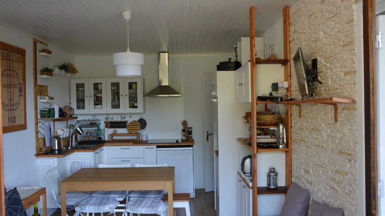 Photo of Kitchen in Greolieres les Neiges