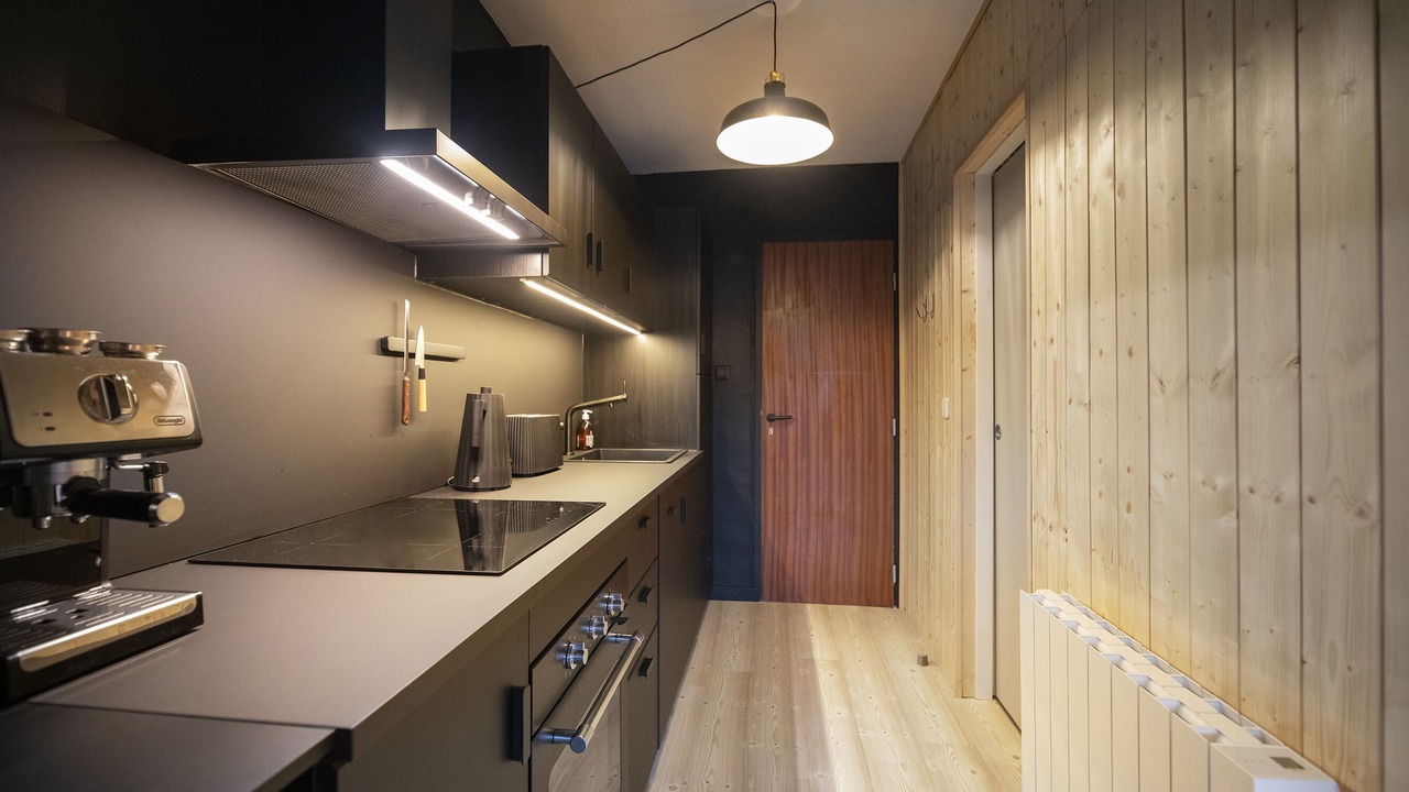 Photo of Kitchen in Greolieres les Neiges