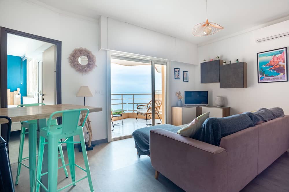 Photo of Livingroom in Le Trayas