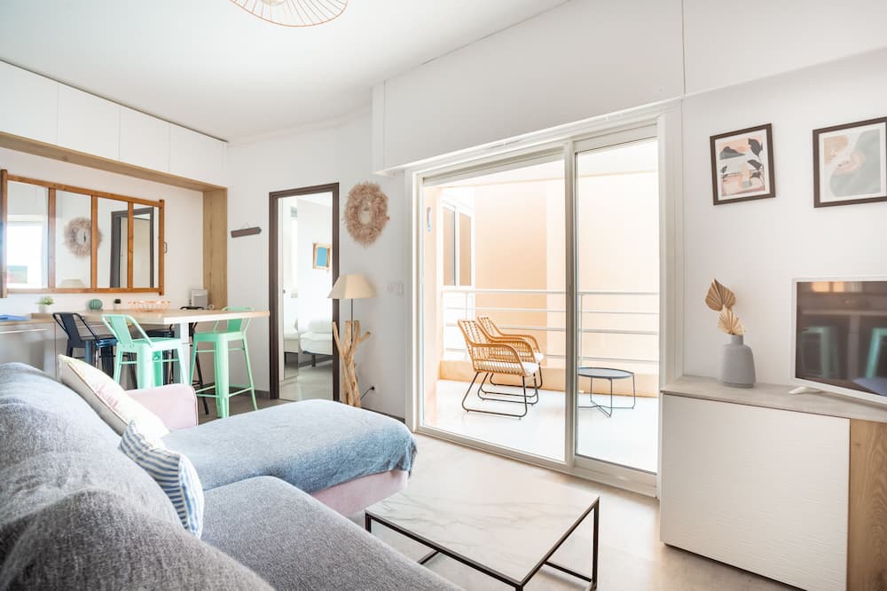 Photo of Livingroom in Le Trayas