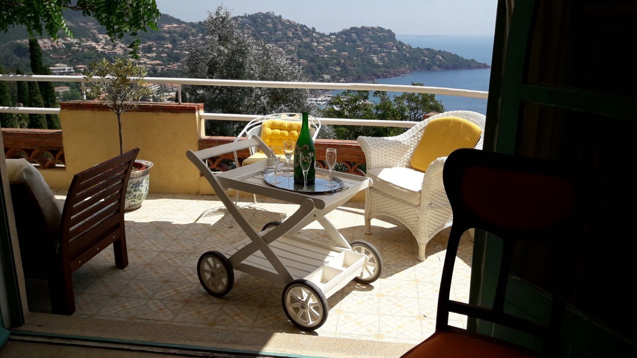 Photo of Outdoor in Espero-Pax