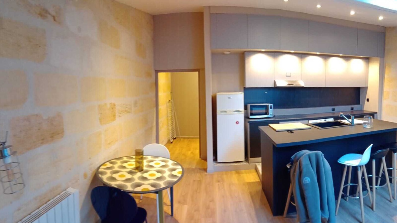 Photo of Kitchen in Bordeaux Golden Triangle