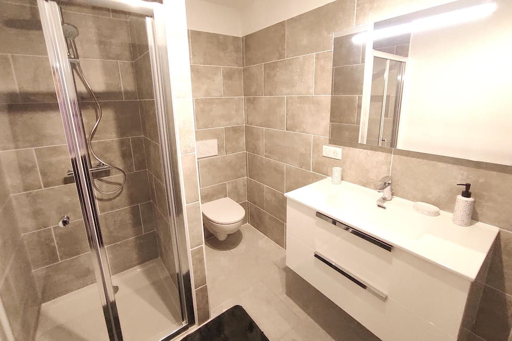 Photo of Bathroom in Escragnolles