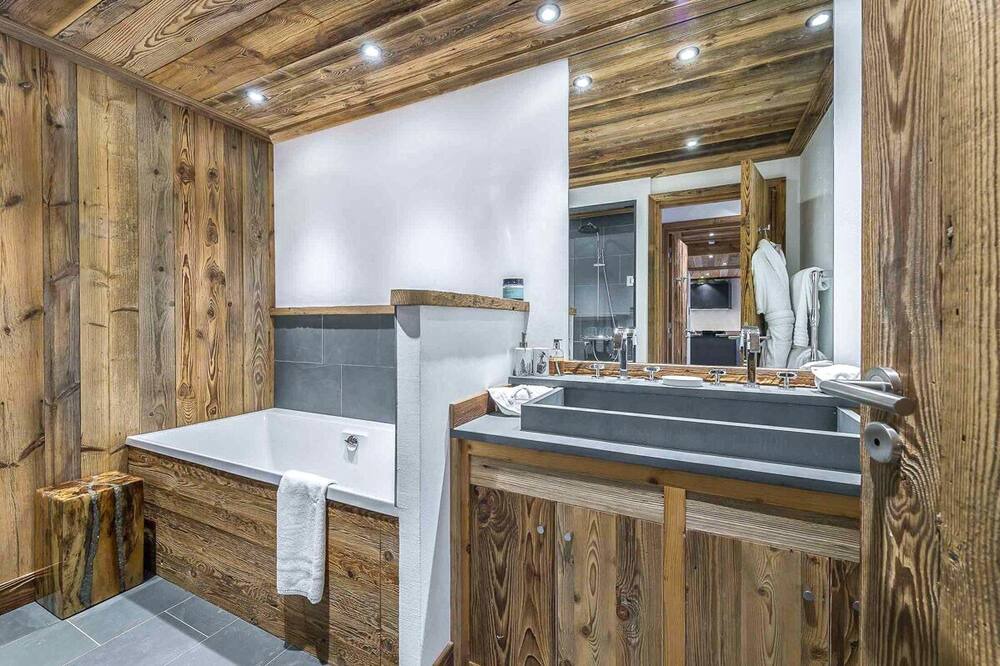 Photo of Bathroom in Val-d'Isere