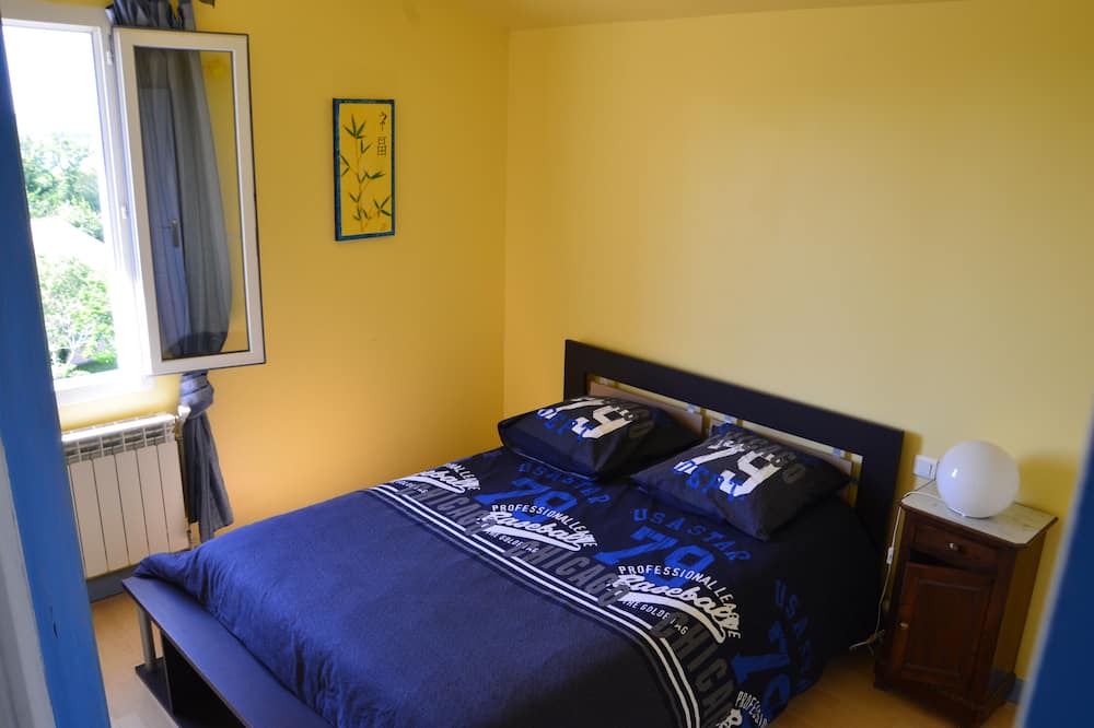 Photo of Bedroom in Lahonce