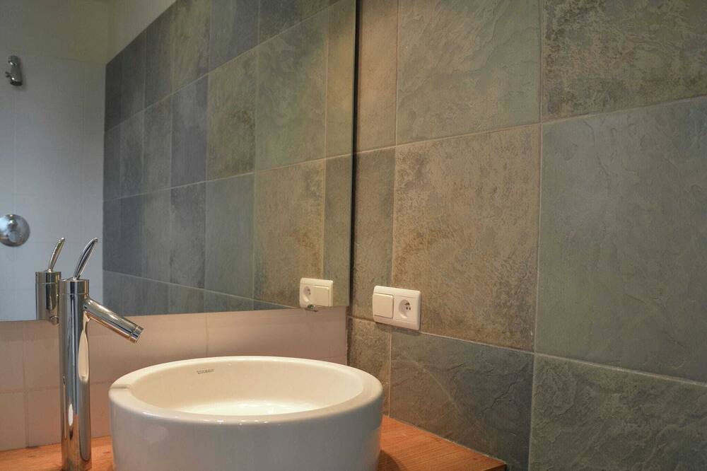 Photo of Bathroom in Cabris