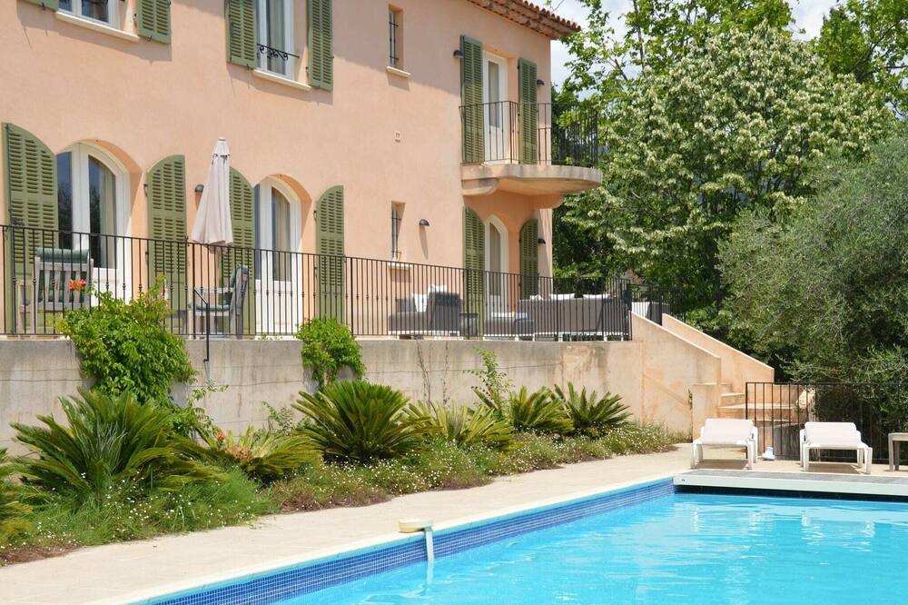 Photo of Outdoor in Cabris