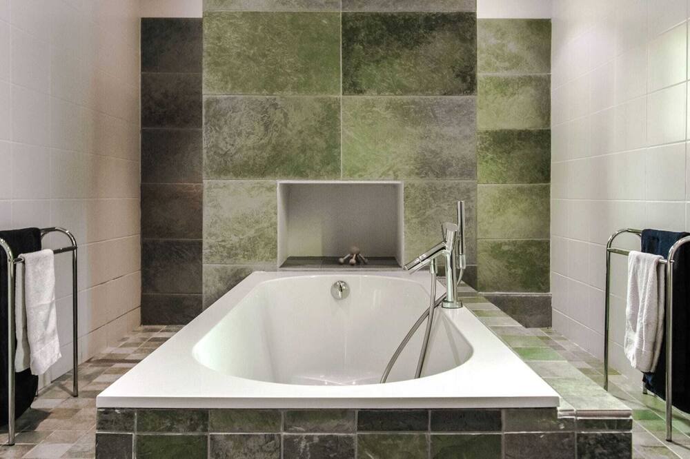 Photo of Bathroom in Cabris