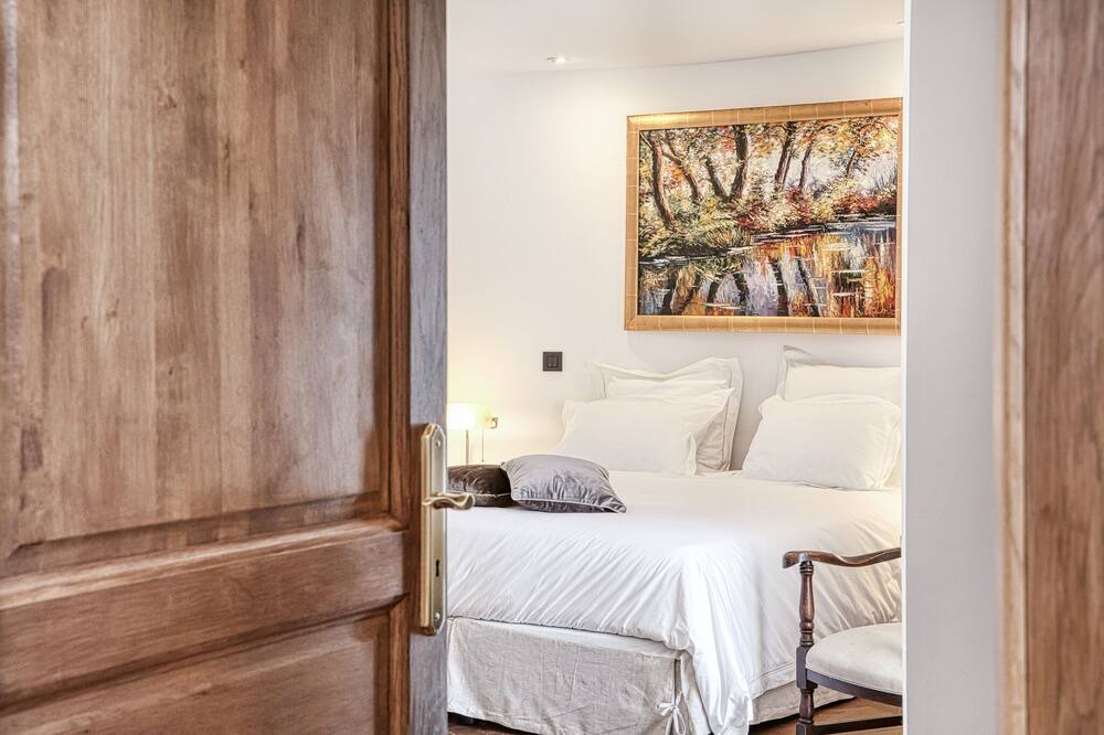 Photo of Bedroom in Cogolin