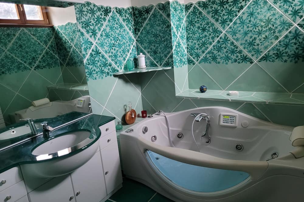 Photo of Bathroom in Sospel