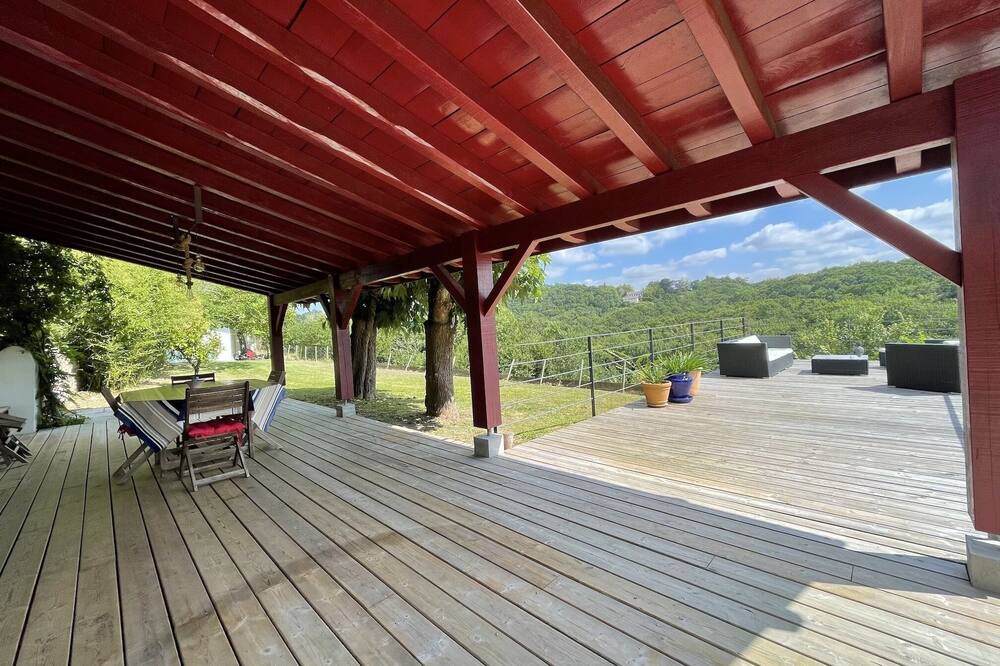 Photo of Patio Balcony in Lahonce