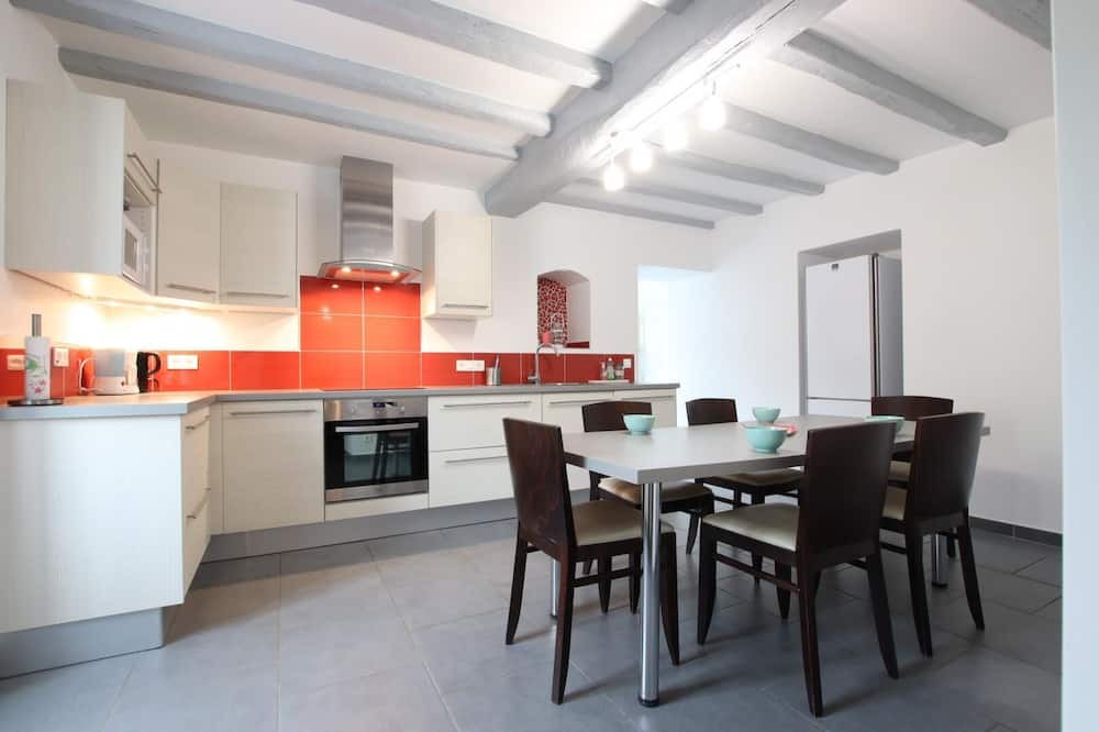 Photo of Kitchen in Beyrie-sur-Joyeuse