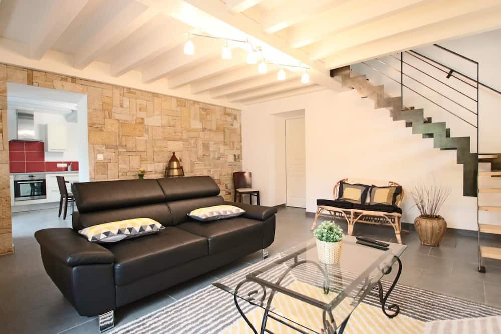 Photo of Livingroom in Beyrie-sur-Joyeuse