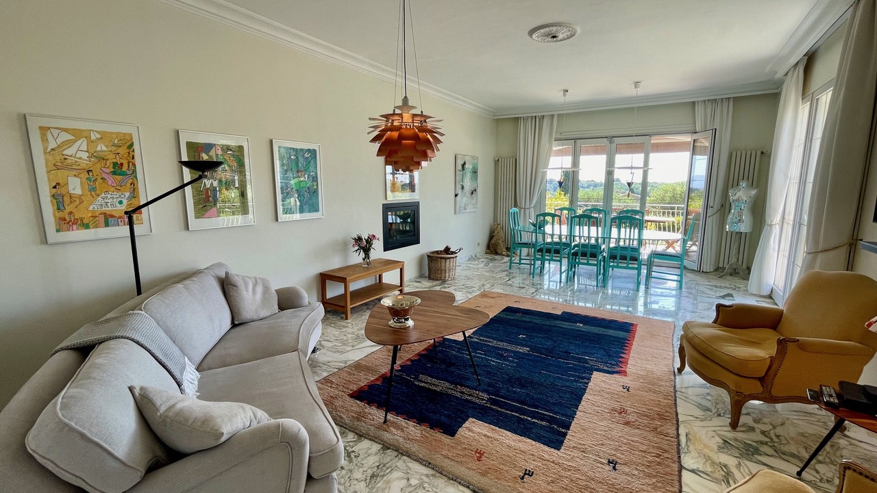 Photo of Livingroom in Valbonne