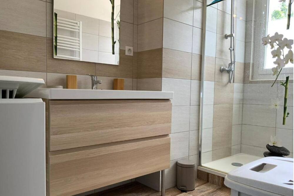 Photo of Bathroom in Dax