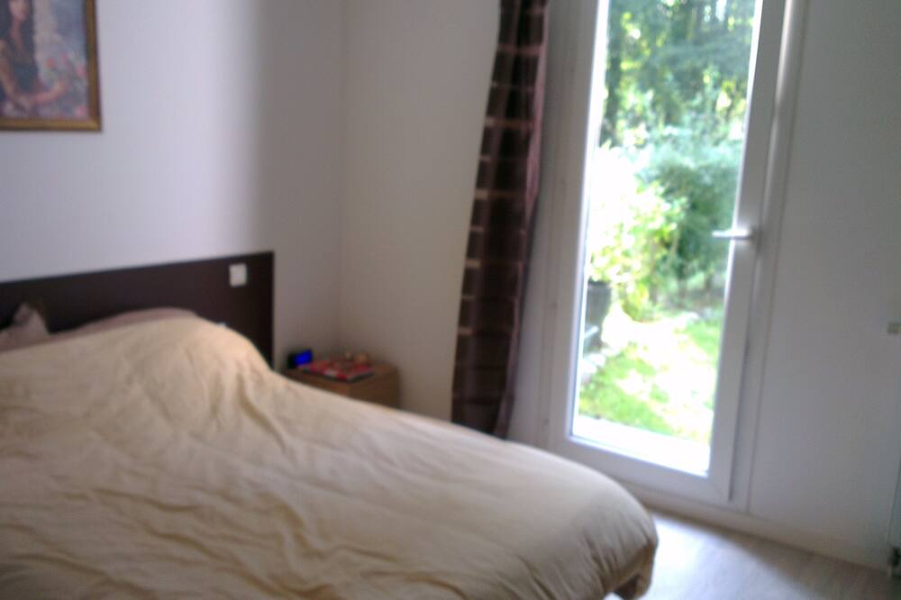 Photo of Bedroom in Lahonce