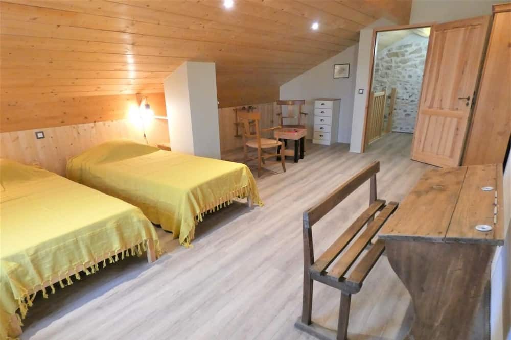 Photo of Bedroom in Pey