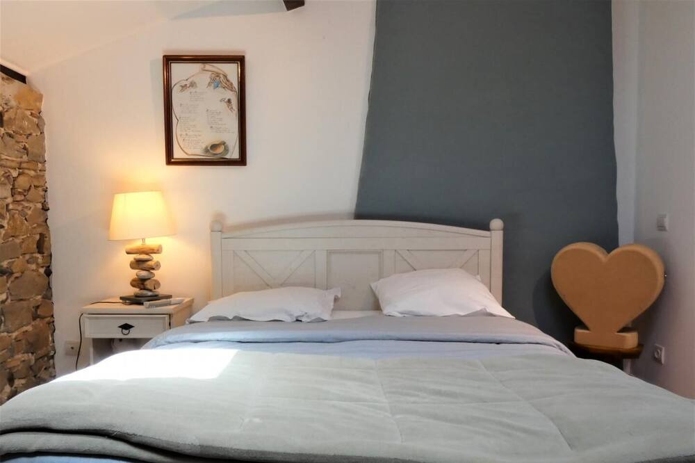 Photo of Bedroom in Pey