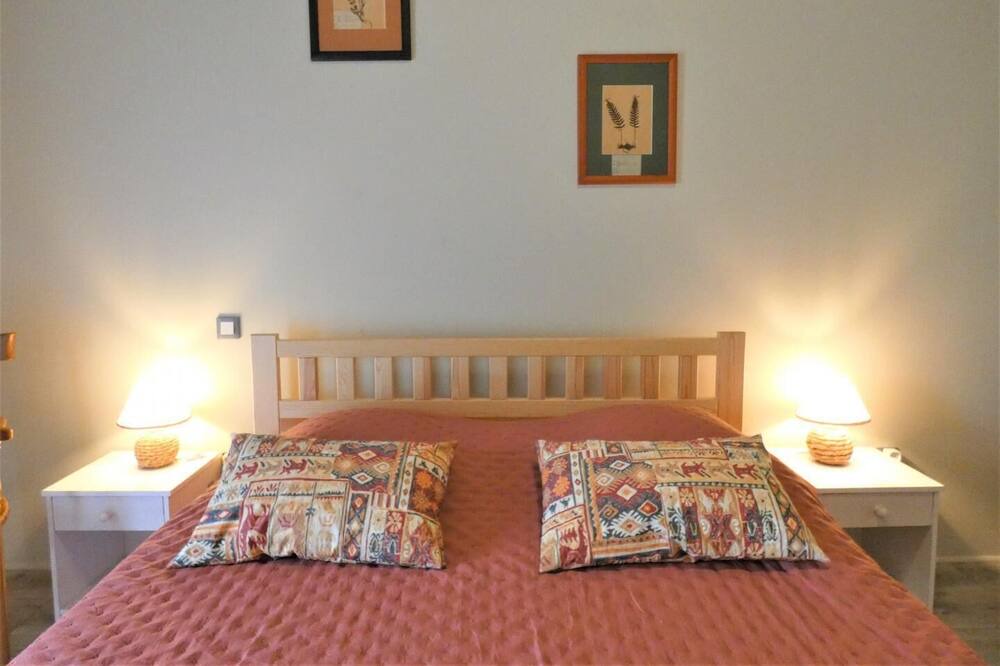 Photo of Bedroom in Pey
