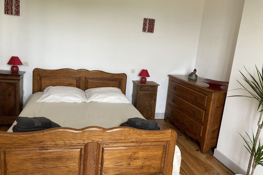 Photo of Bedroom in Ilharre