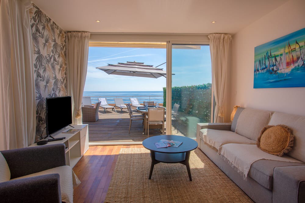 Photo of Livingroom in Le Trayas
