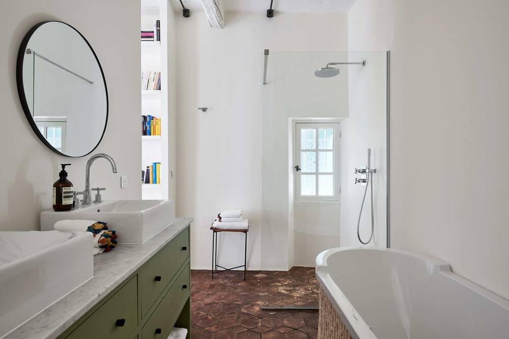Photo of Bathroom in Old Town