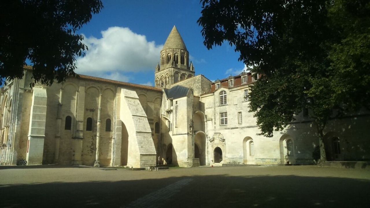 Photo of Outdoor in Saint-Seurin-de-Palenne