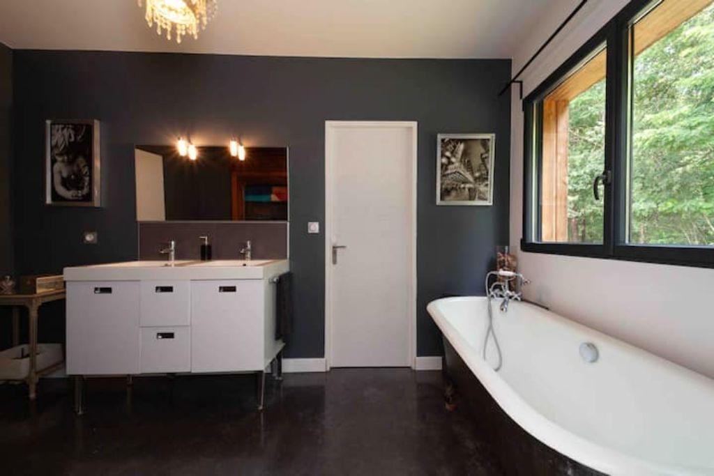 Photo of Bathroom in Civrac-de-Blaye