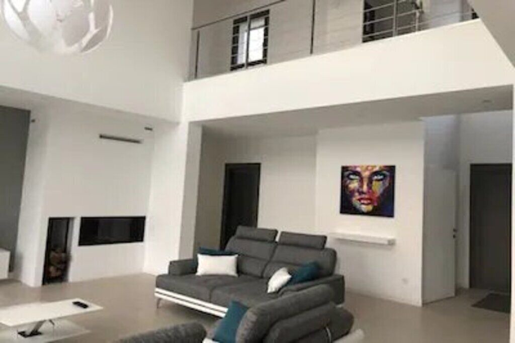 Photo of Livingroom in Cenac