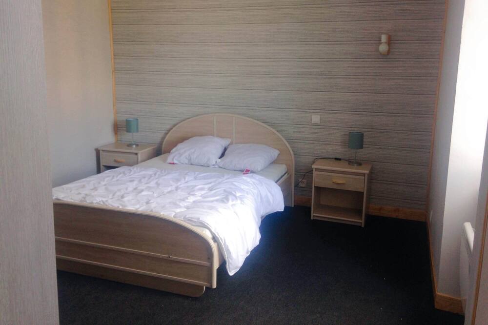 Photo of Bedroom in Saubusse