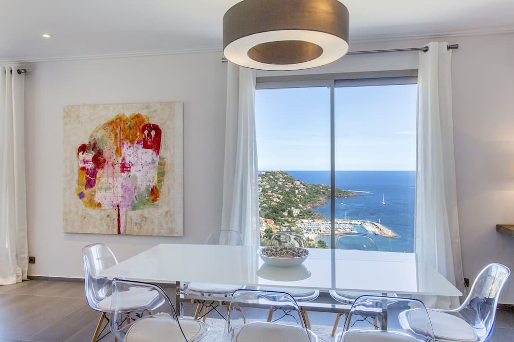 Photo of Kitchen in Espero-Pax