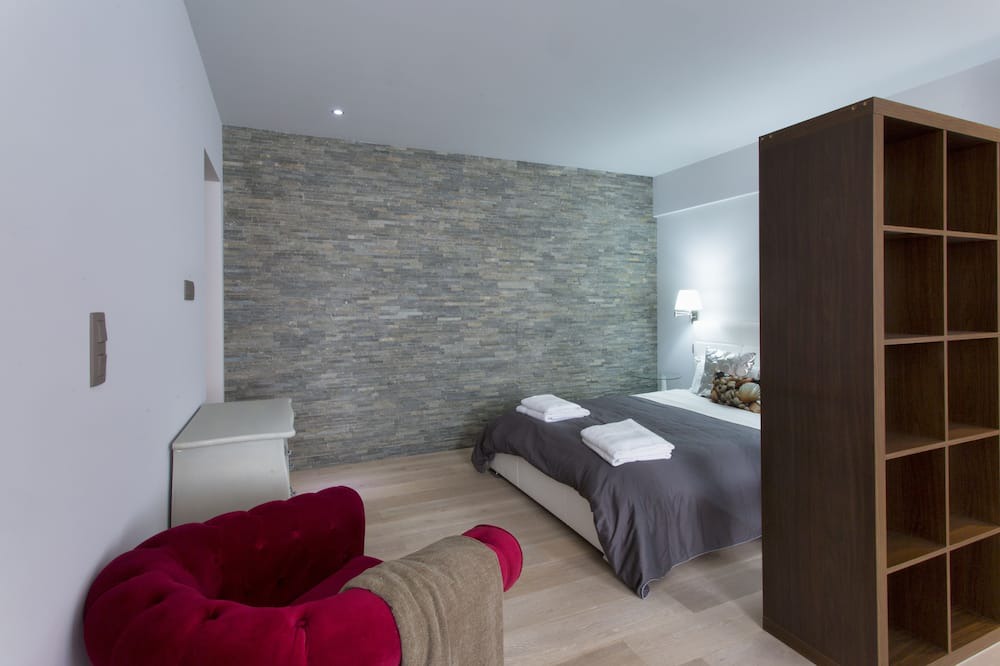 Photo of Bedroom in Espero-Pax