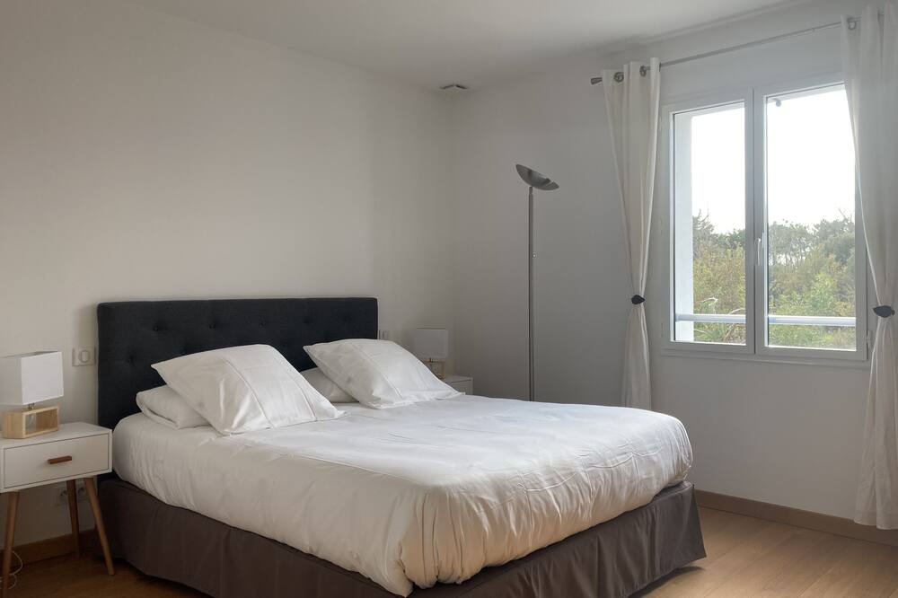 Photo of Bedroom in Saint-Jean-de-Monts