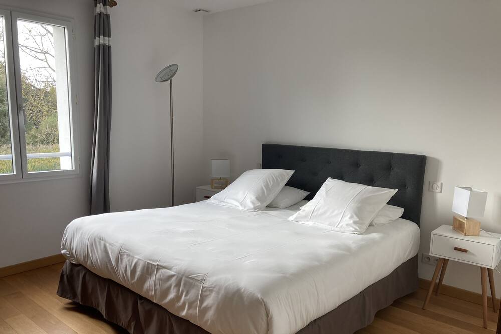 Photo of Bedroom in Saint-Jean-de-Monts
