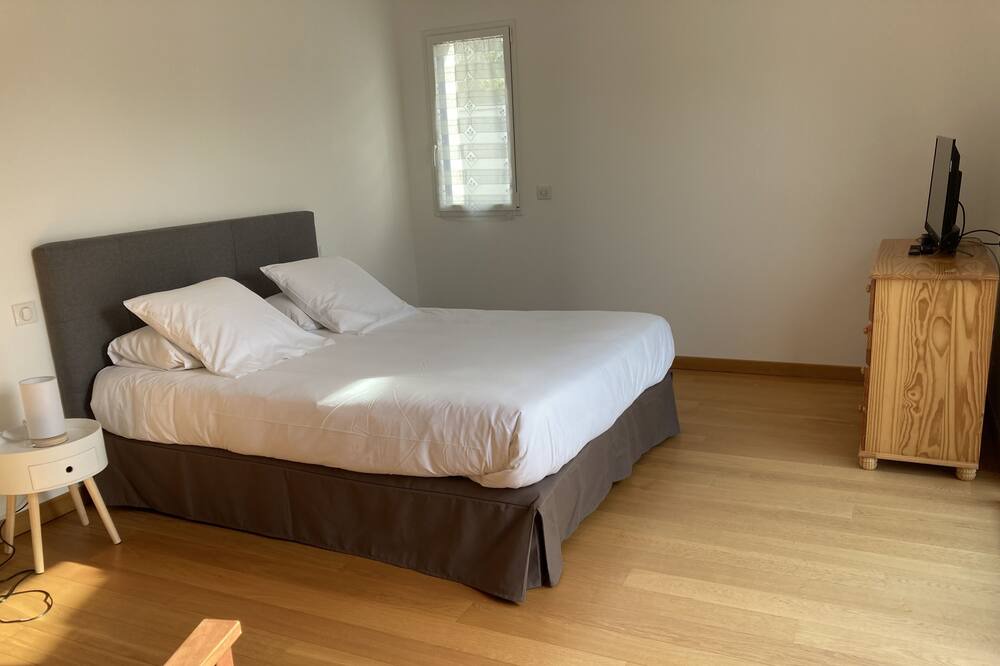 Photo of Bedroom in Saint-Jean-de-Monts
