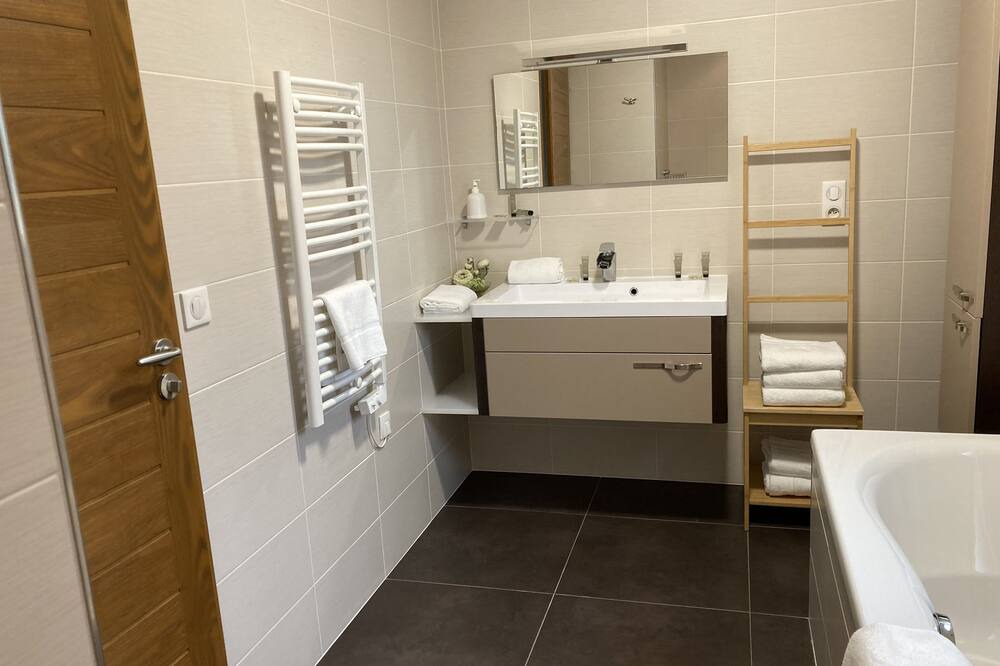 Photo of Bathroom in Saint-Jean-de-Monts