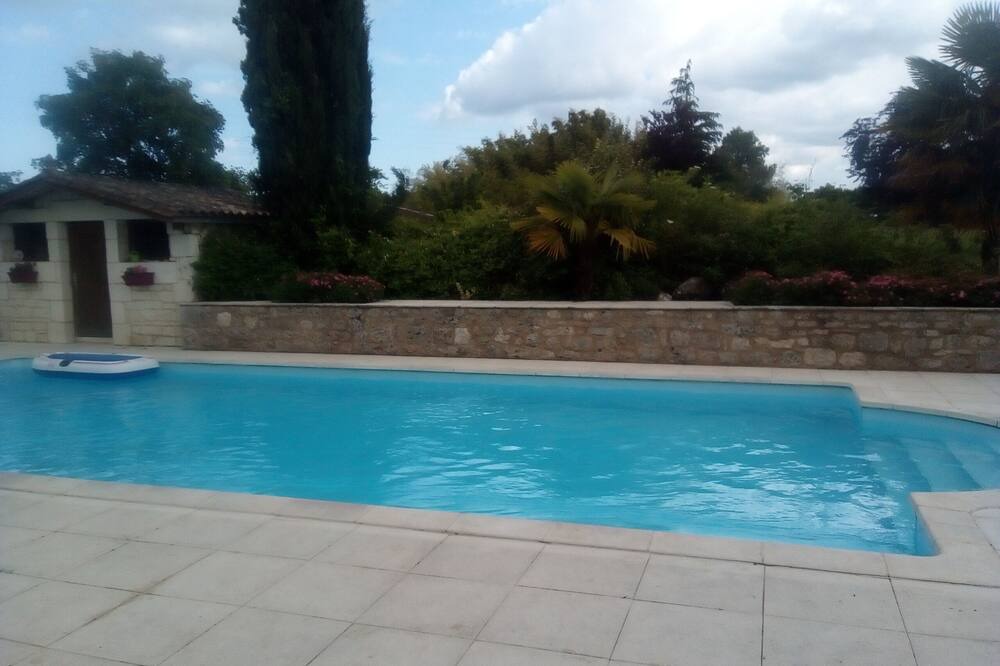 Photo of Outdoor in Conne-de-Labarde