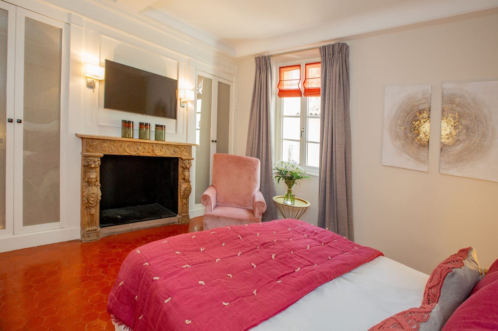 Photo of Bedroom in Old Town