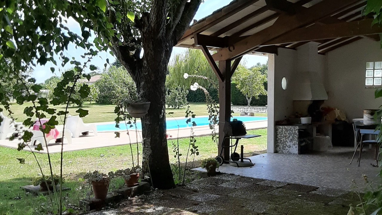 Photo of Outdoor in Breuillet