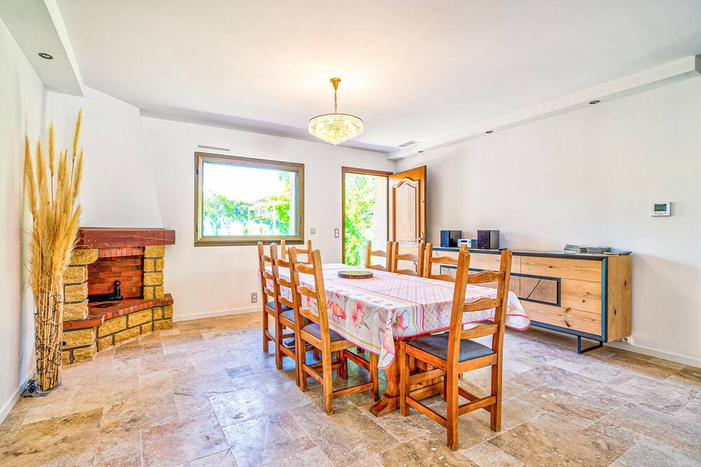 Photo of Bedroom in Roquefort-les-Pins