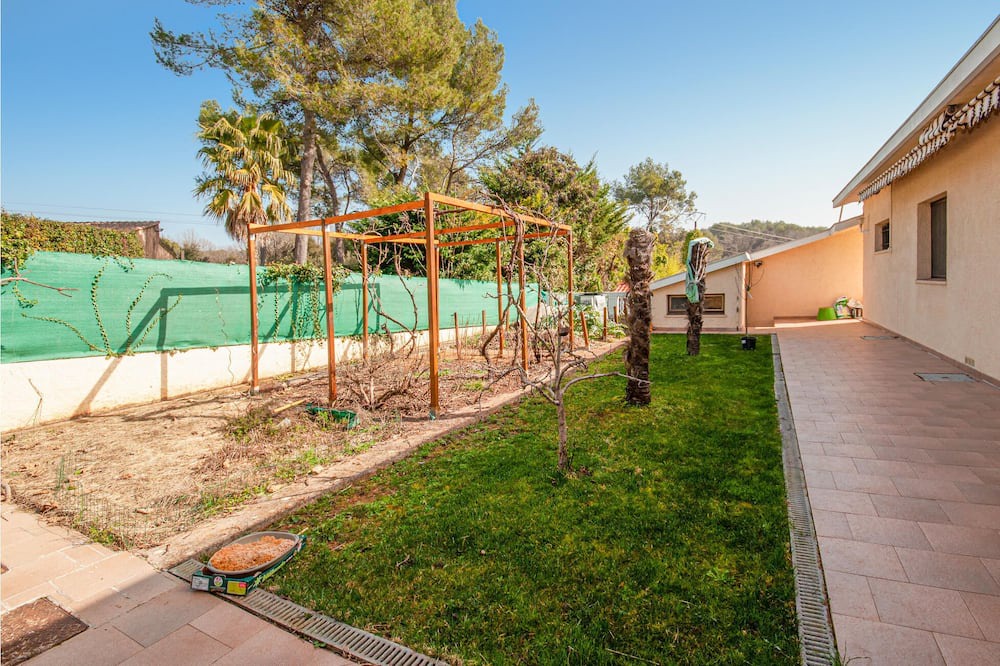 Photo of Others in Roquefort-les-Pins