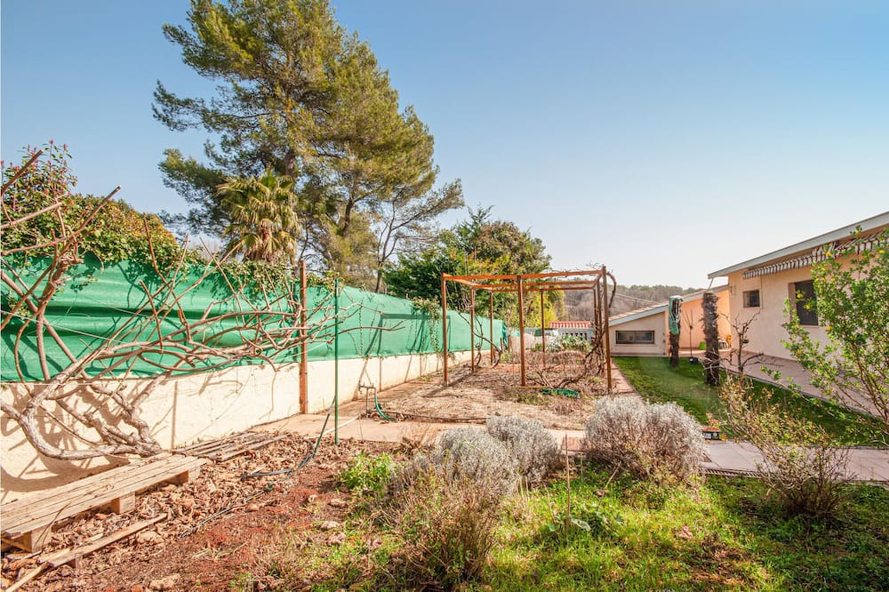 Photo of Others in Roquefort-les-Pins
