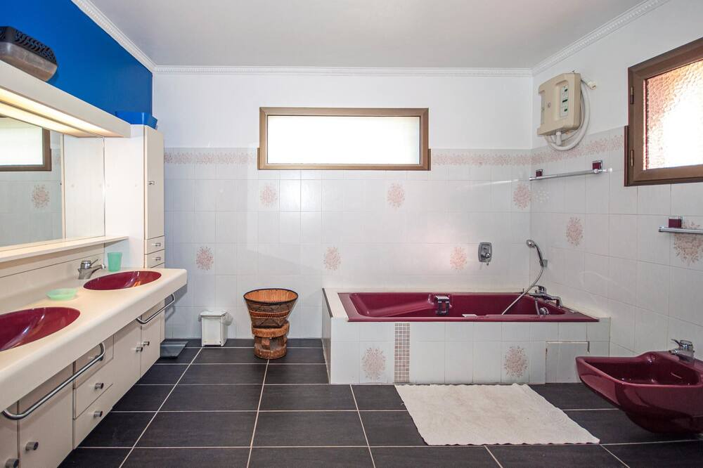Photo of Bathroom in Roquefort-les-Pins