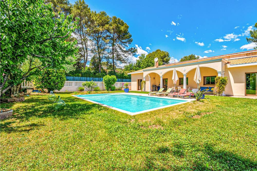Photo of Outdoor in Roquefort-les-Pins