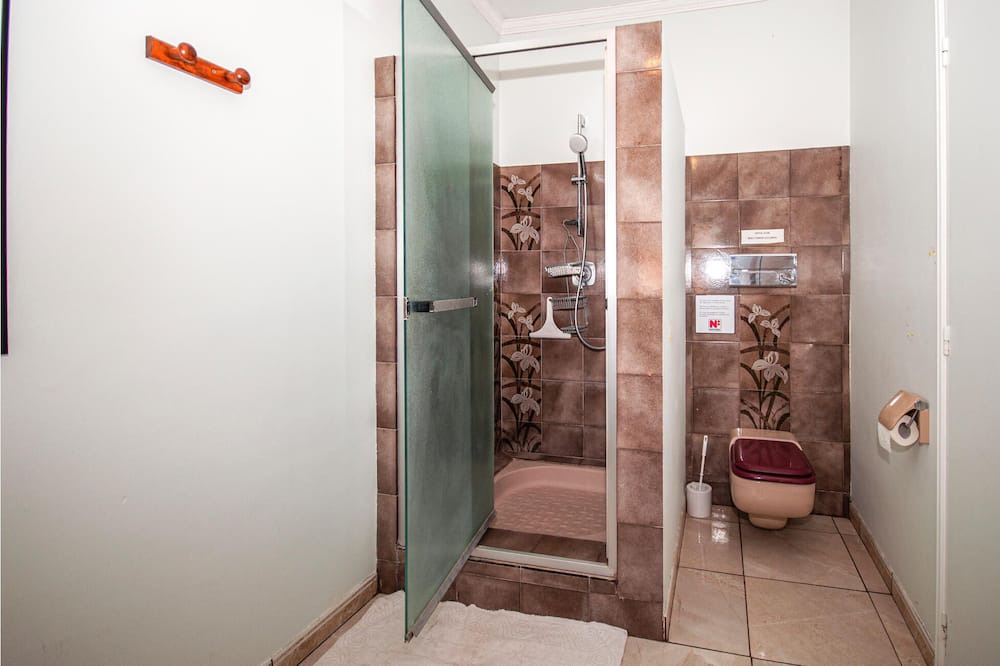 Photo of Bathroom in Roquefort-les-Pins