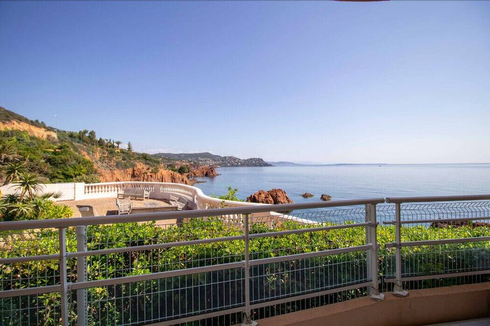 Photo of Patio Balcony in Le Trayas
